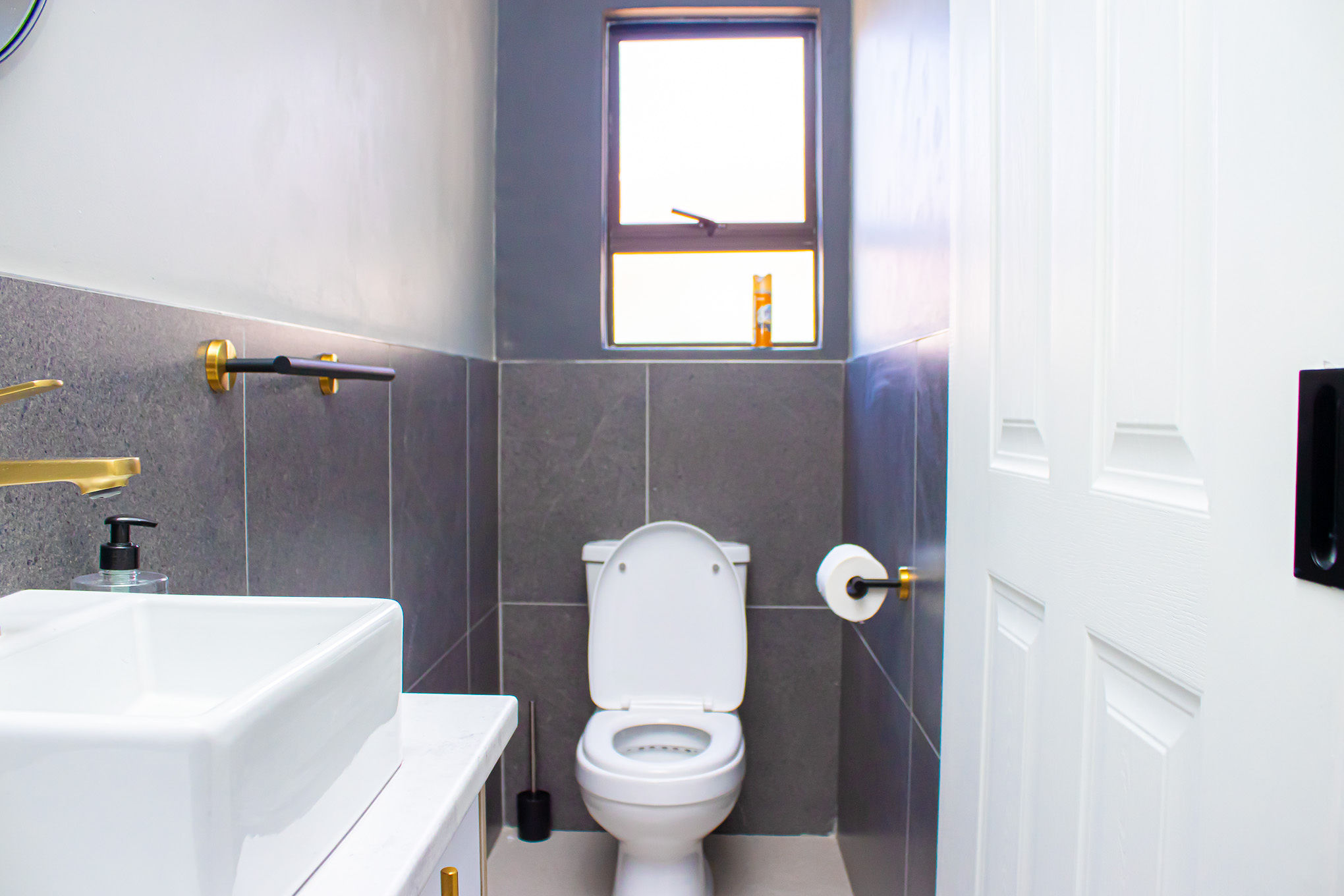 Room 6 Image